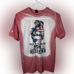 Women’s red splatter red white and blue short sleeve tee shirt size medium